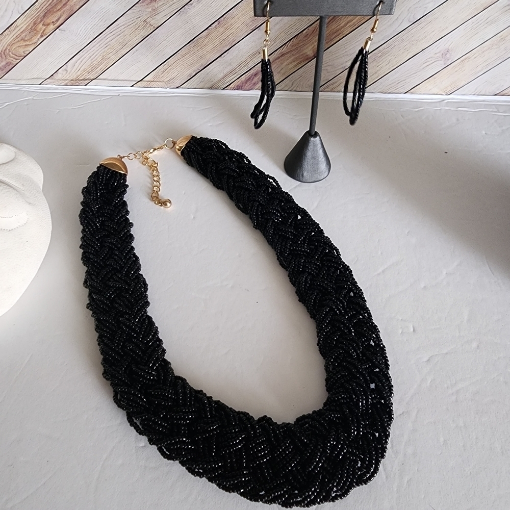 Black Seed Bead Collar Style Necklace and Earrings Set New